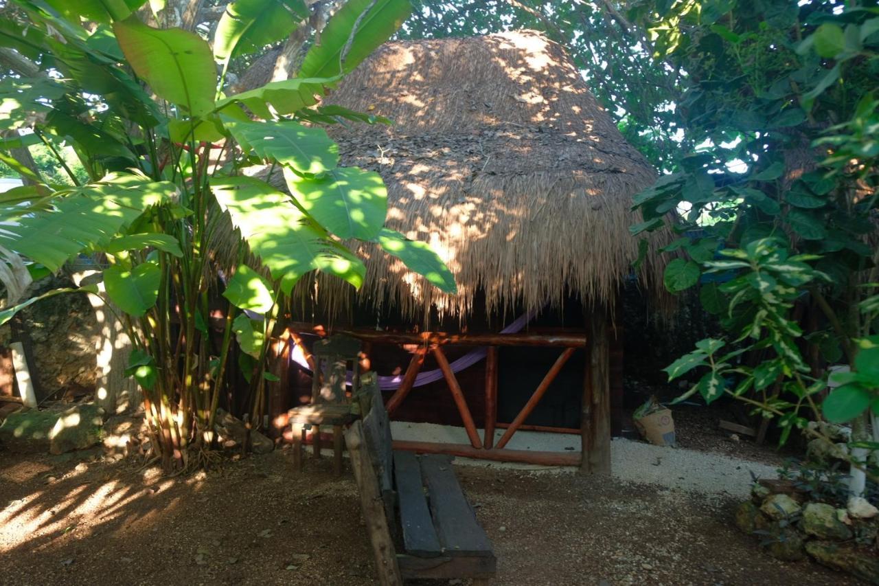 Near Lake Hostal Bacalar Exterior photo